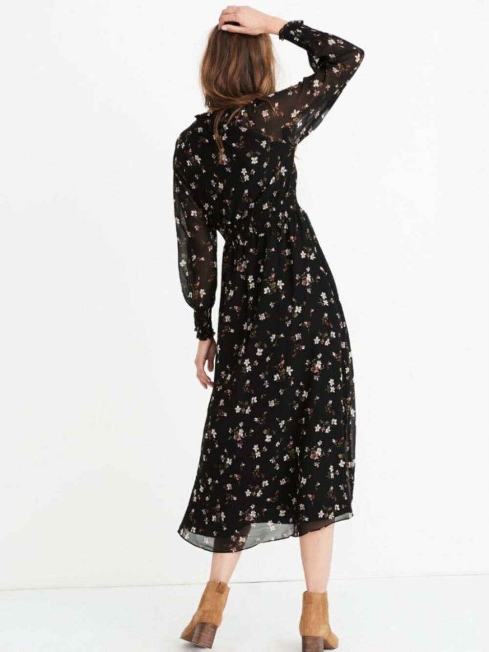 Madewell Georgette Smocked Midi Dress in Backyard Blooms size Medium - Picture 4 of 11